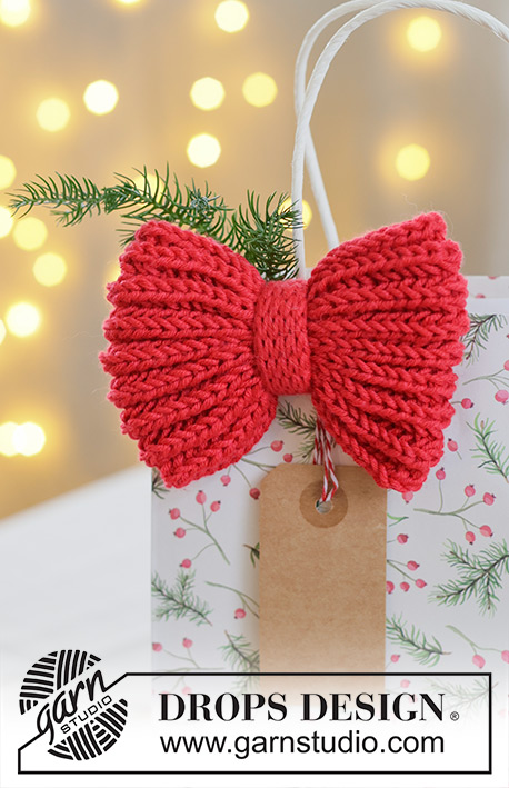 Holly Red Bow