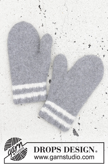Grey Day Mittens