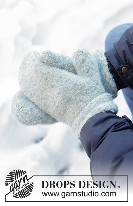 Winter Mint Mittens