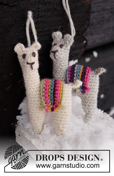 Festive Alpacas