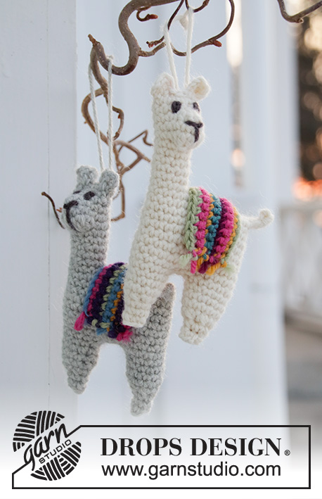 Festive Alpacas